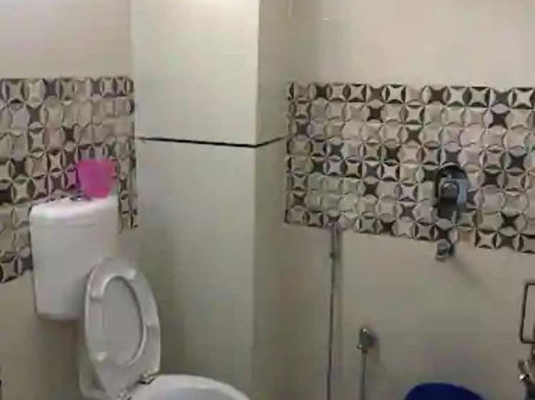 ホテル Goroomgo Tribhuwan Ranikhet