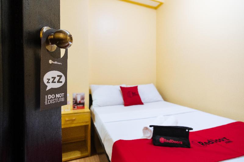 فندق Reddoorz Plus Near Strawberry Farm Baguio