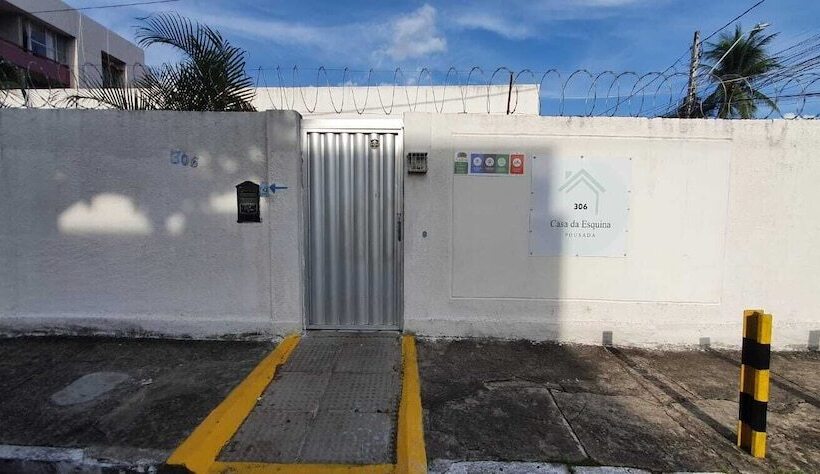 بنسيون Casa Da Esquina Pousada