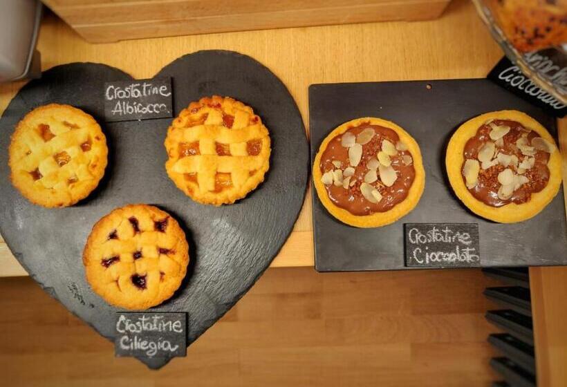 ペンション Releven Guest House