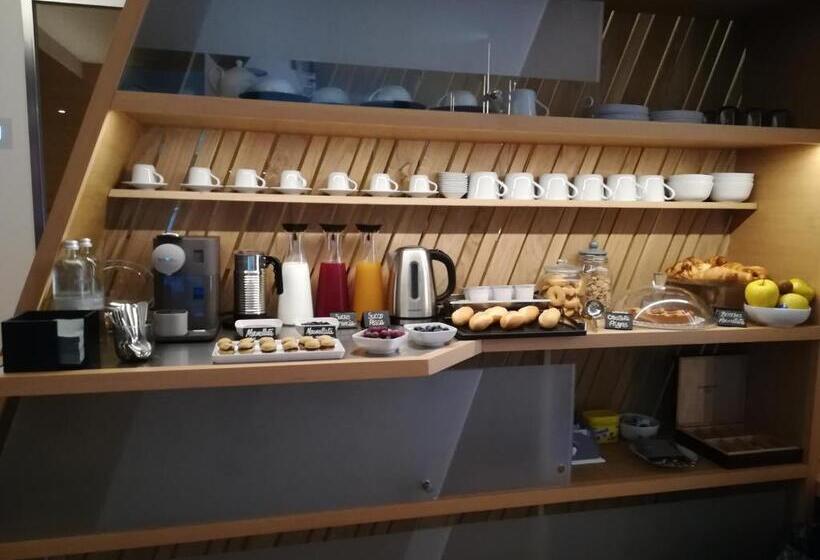 ペンション Releven Guest House