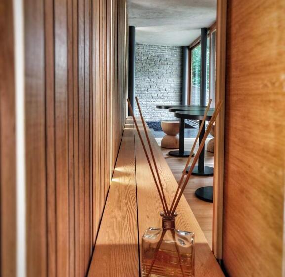 ペンション Releven Guest House