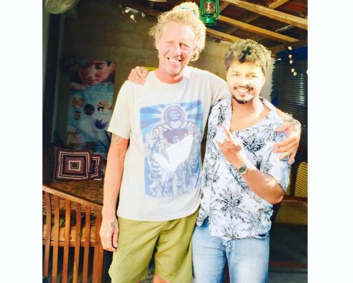 פנסיון Surfing Waves Madiha