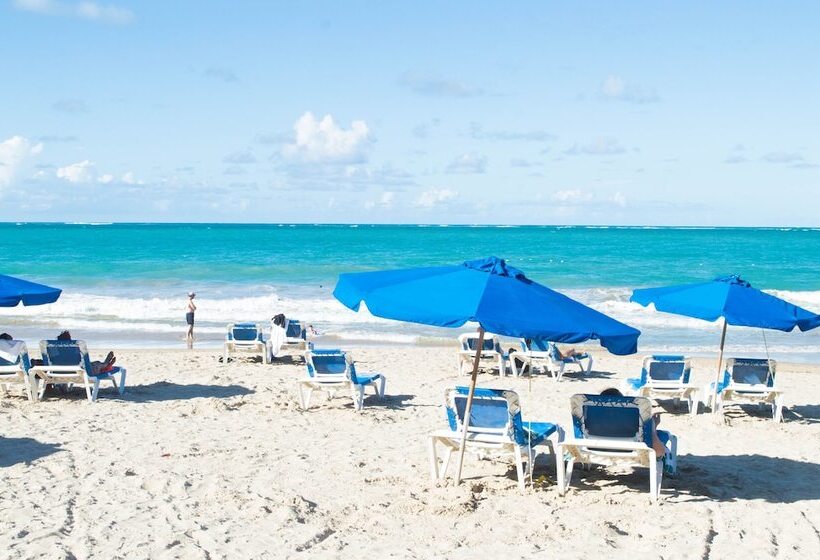 펜션 The Pelican Poshtel