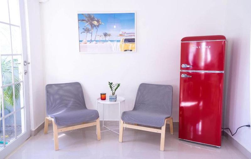 펜션 The Pelican Poshtel