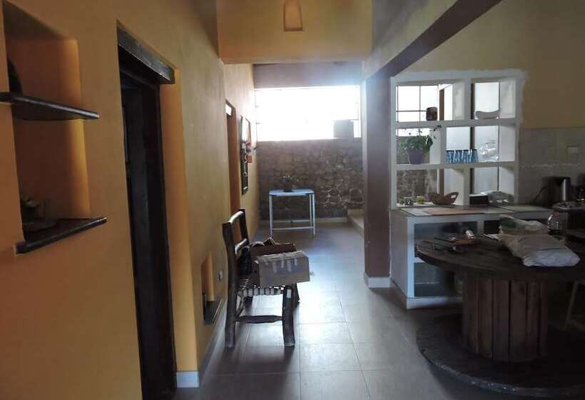 민박 Hostal Casa De Piedra