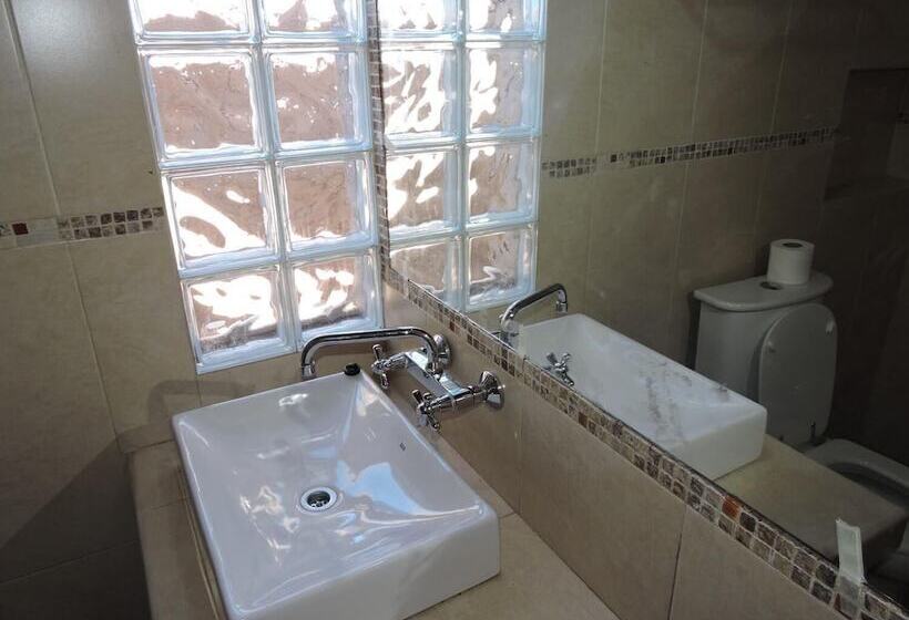 민박 Hostal Casa De Piedra