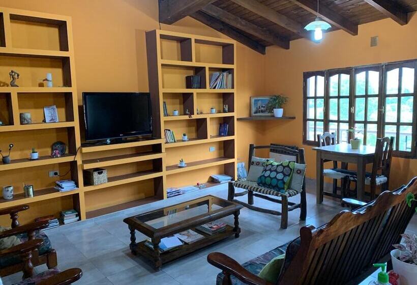 민박 Hostal Casa De Piedra