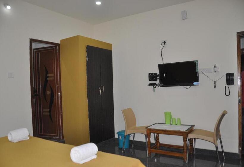 בית מלון כפרי Blue Crystal Lodge