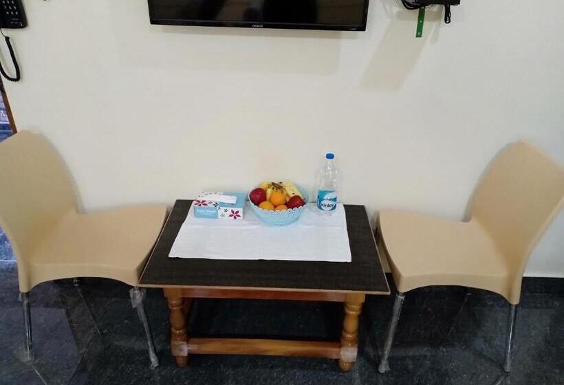 בית מלון כפרי Blue Crystal Lodge