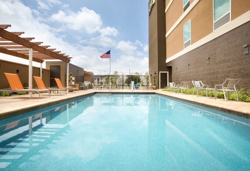 هتل Home2 Suites By Hilton Houston Pearland