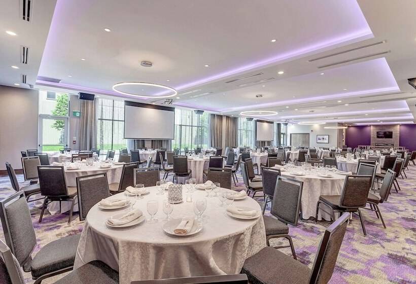 فندق Home2 Suites By Hilton Toronto Brampton