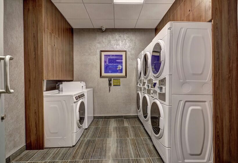 فندق Home2 Suites By Hilton Toronto Brampton