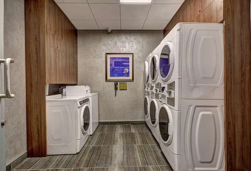 فندق Home2 Suites By Hilton Toronto Brampton