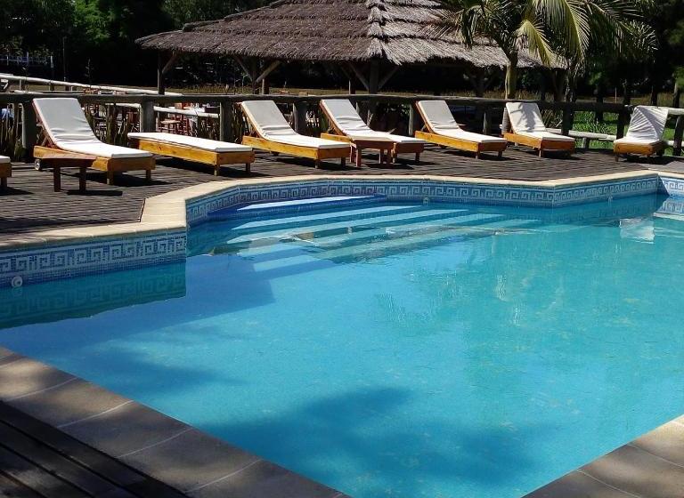 ホテル Hosteria Atelier