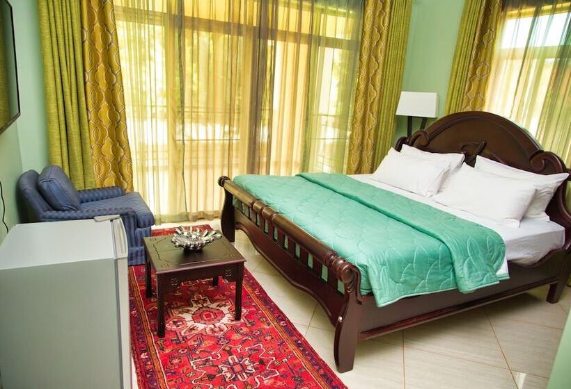 هتل Lake Point Villa