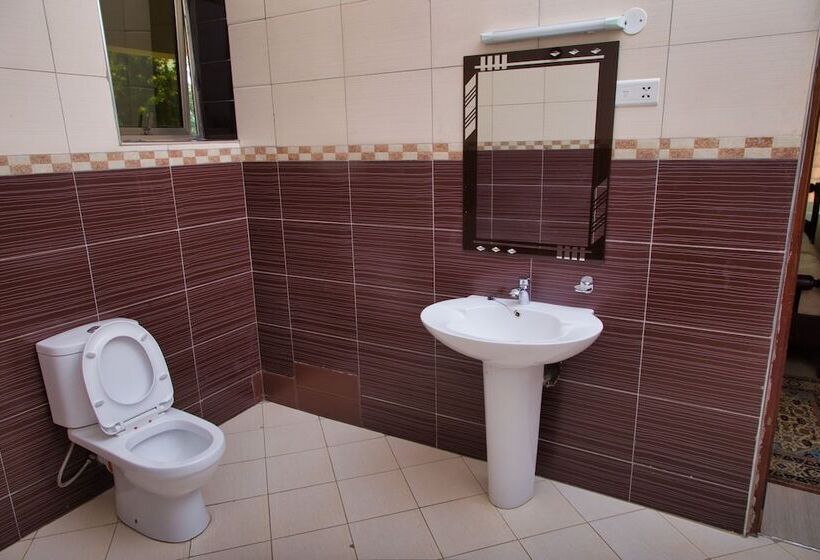 هتل Lake Point Villa