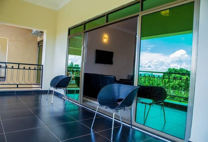 هتل Lake Point Villa