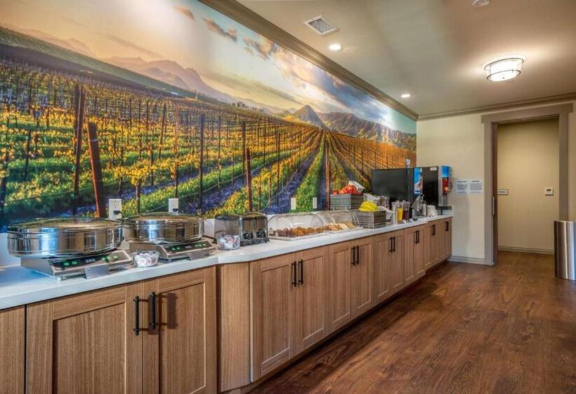 The Agrarian Hotel; Best Western Signature Collection