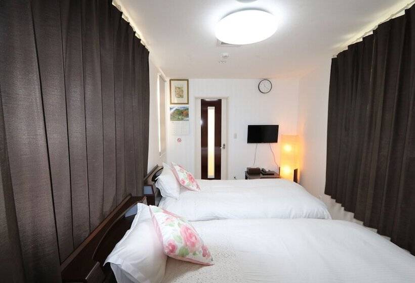 פנסיון Tokyo Akishima Guest House