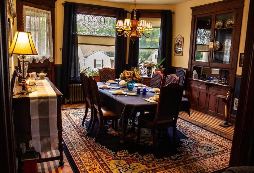 مبيت وإفطار The Katherine Holle House