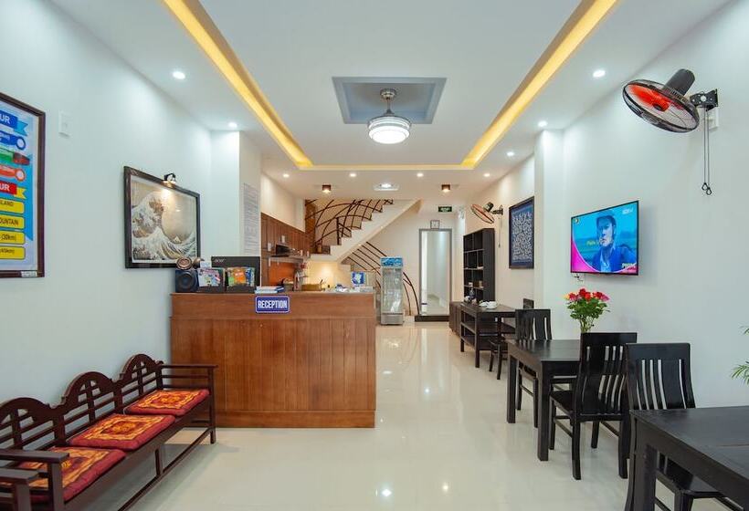 تختخواب و صبحانه Vip House Hoi An Homestay