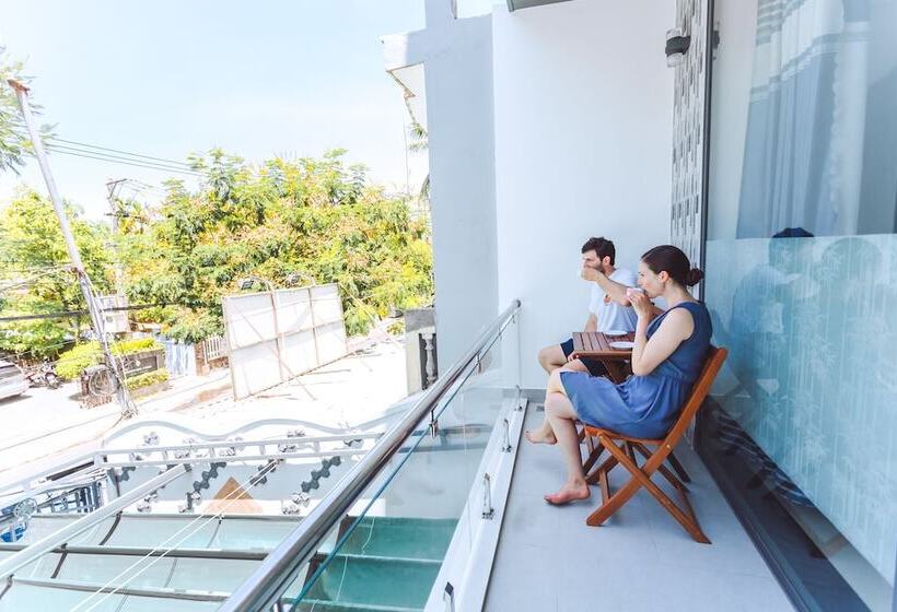 تختخواب و صبحانه Vip House Hoi An Homestay