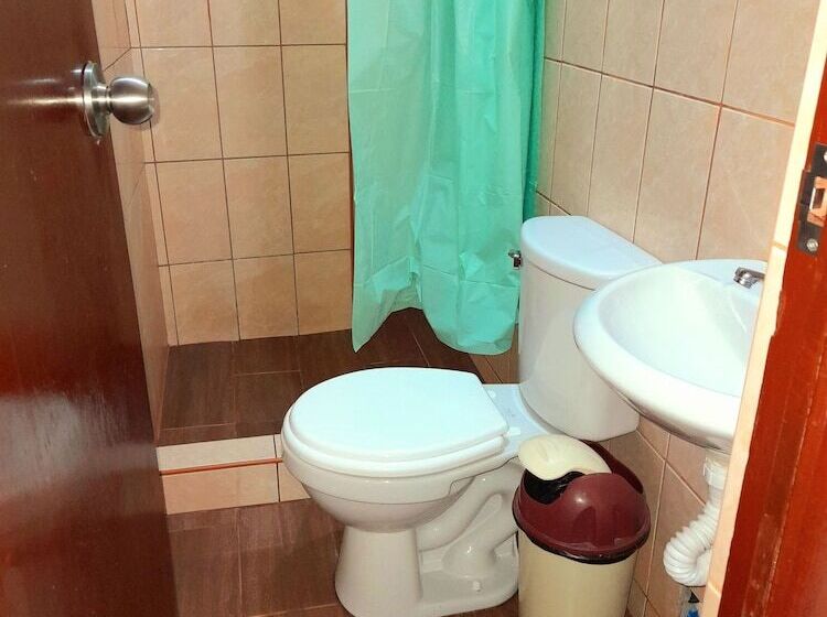 فندق Hospedaje Las Lilas