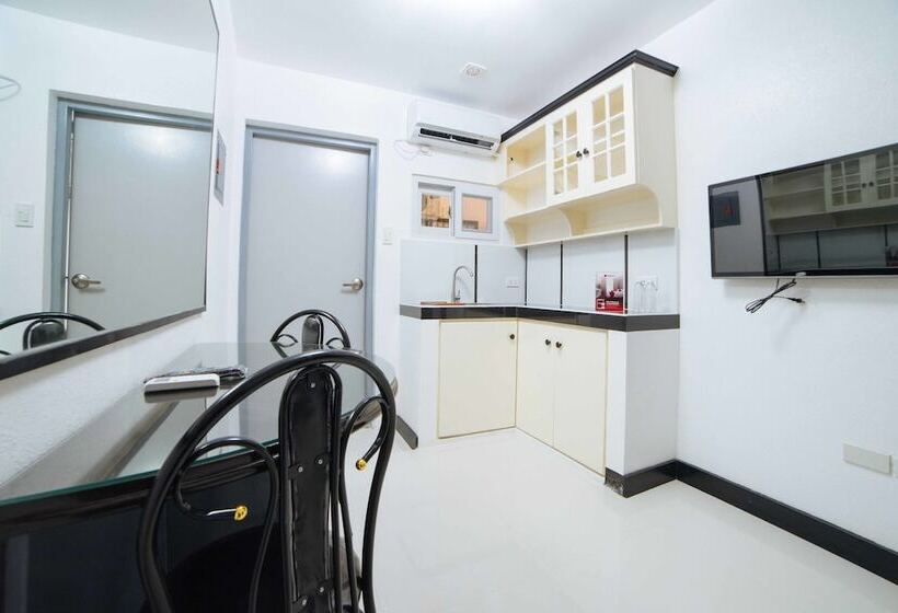 هتل Reddoorz @ Colorado Street Angeles City