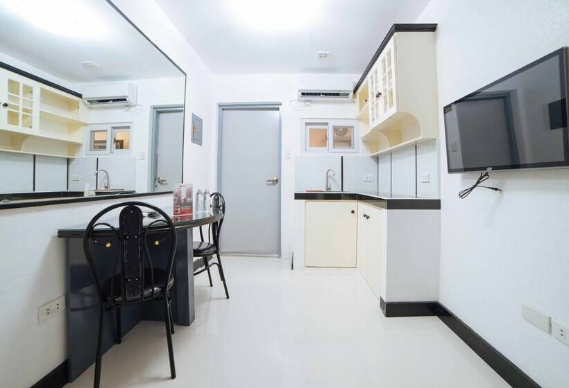 هتل Reddoorz @ Colorado Street Angeles City