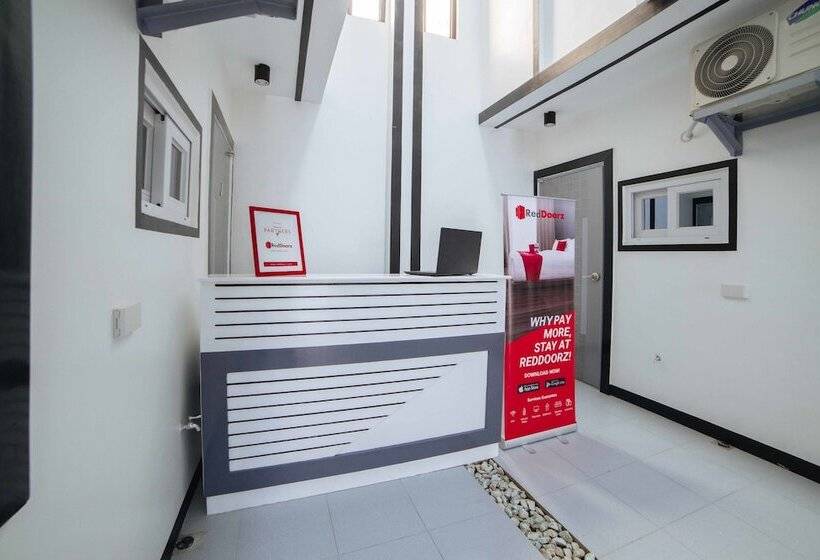 هتل Reddoorz @ Colorado Street Angeles City