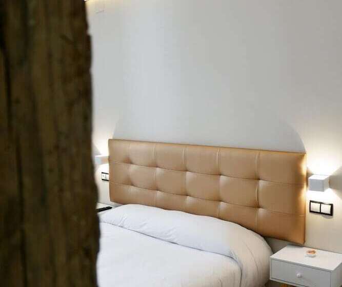 پانسیون Art Burgos