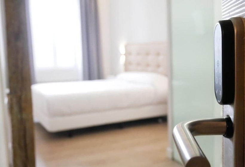 پانسیون Art Burgos