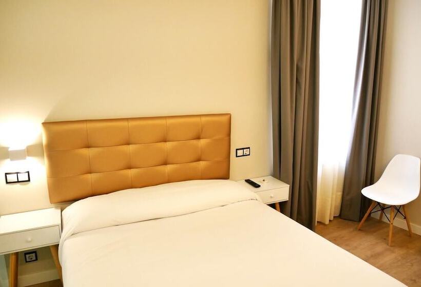 پانسیون Art Burgos