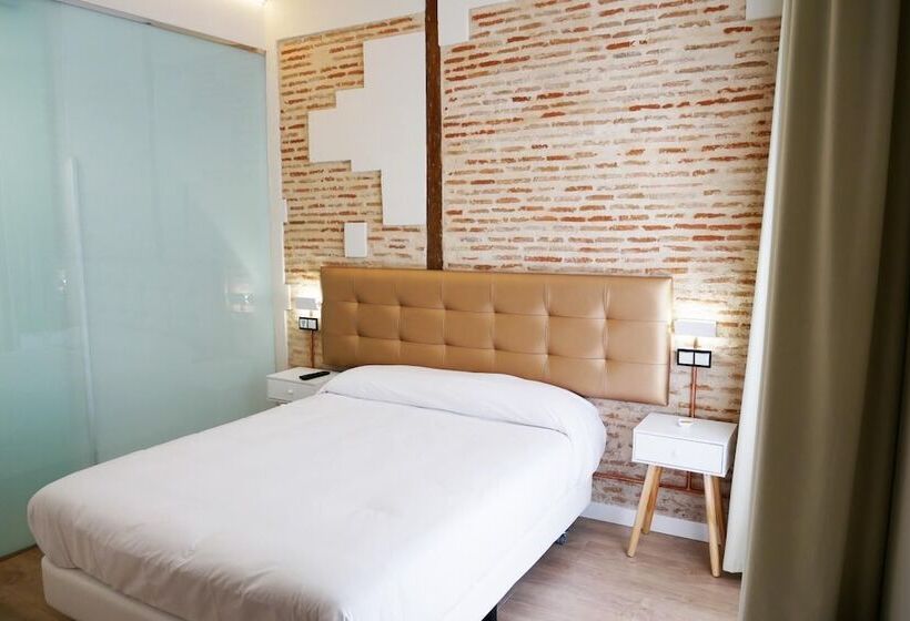 پانسیون Art Burgos