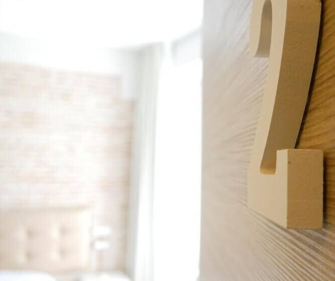 پانسیون Art Burgos