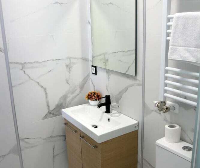 پانسیون Art Burgos