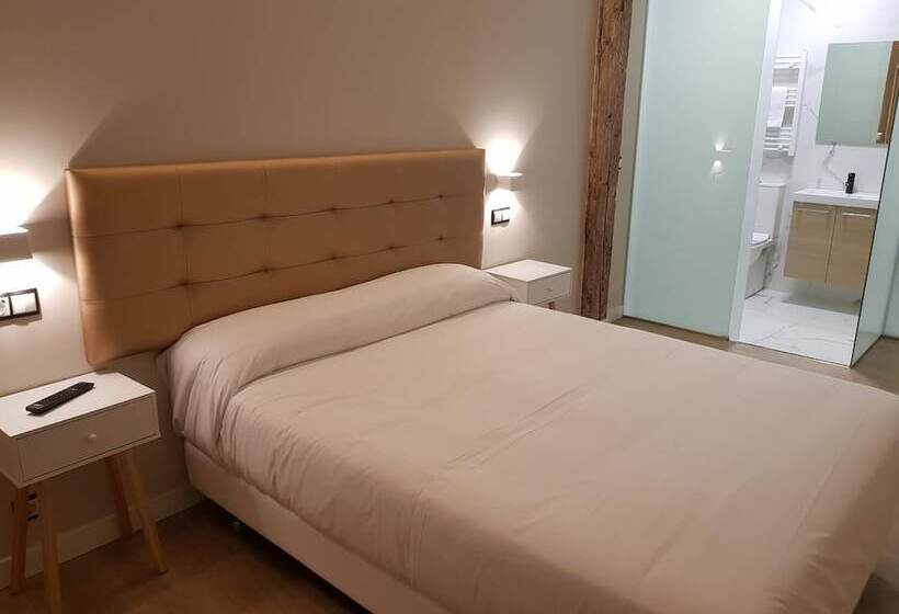 پانسیون Art Burgos