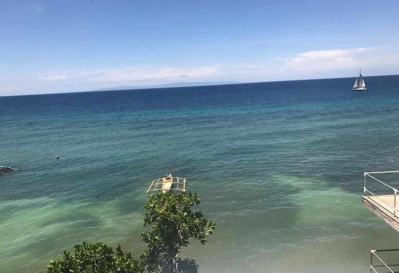 پانسیون Babylon Oslob Coast Guesthouse