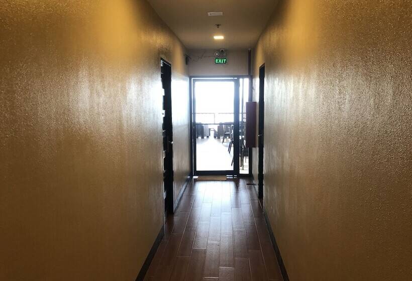 پانسیون Babylon Oslob Coast Guesthouse