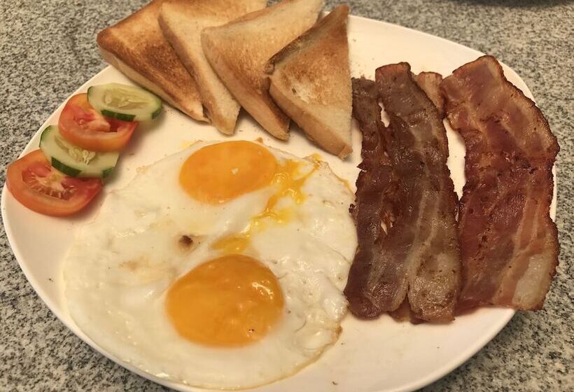 پانسیون Babylon Oslob Coast Guesthouse