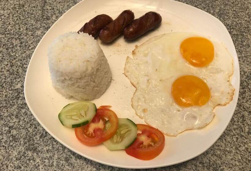 پانسیون Babylon Oslob Coast Guesthouse