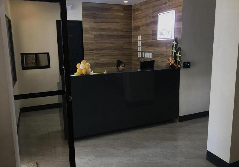 پانسیون Babylon Oslob Coast Guesthouse