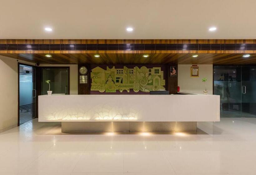 Monk S Nirvanaa Hotel & Resort