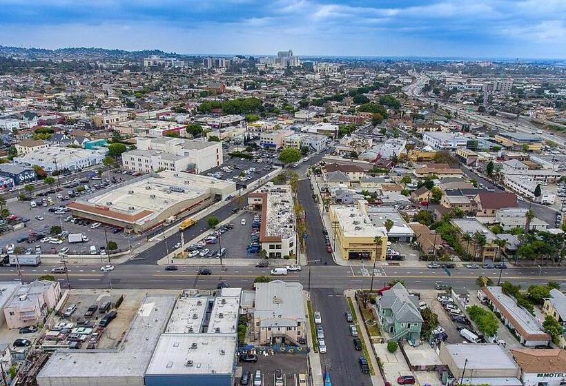 فندق صغير Pads On Pasadena Ave