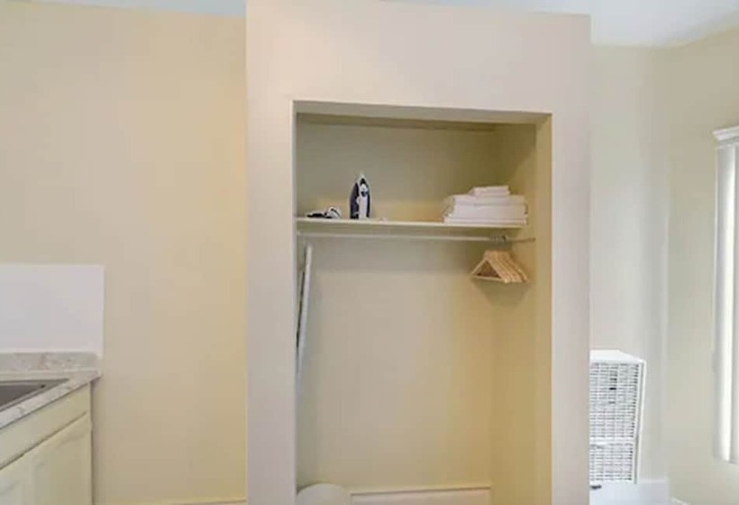 فندق صغير Pads On Pasadena Ave