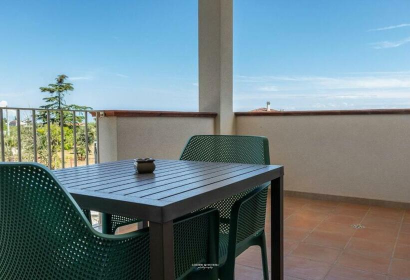 مبيت وإفطار Suberito Rooms&bar