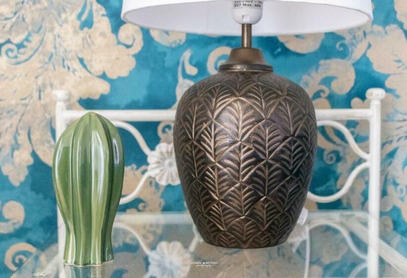 مبيت وإفطار Suberito Rooms&bar