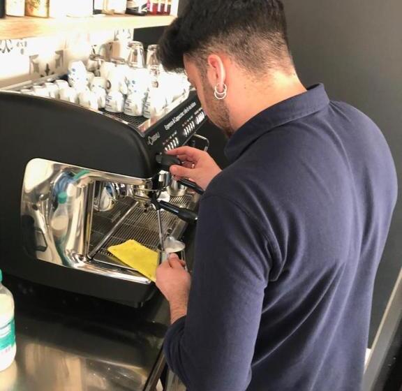 مبيت وإفطار Suberito Rooms&bar