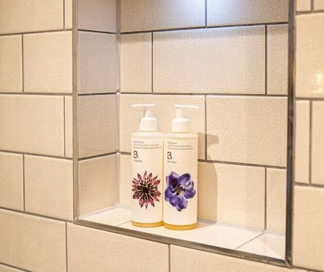 住宿加早餐  The Filly Inn